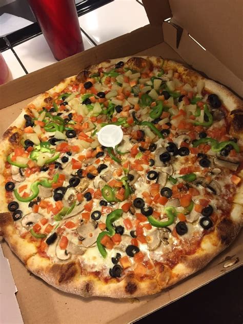 Pizza thousand oaks - Gluten free available. 12″ (8 SLICES) Medium. 14″ (12 Slices) Large. 16″ (16 Slices) Extra Large. Check out our wide variety of gorment and signature specialty pizzas, tasty wings, and amazing sandwhiches all from Round Table Pizza!